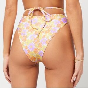 NWT l*space Joy Bitsy Bikini Bottom V Wrap Tie Waist size XS Oopsie daisy